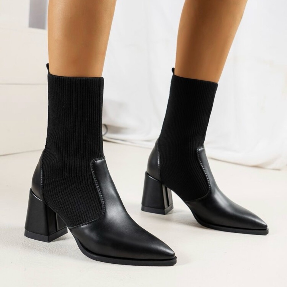Elegant Black Women's Ankle Boots - Picture 4 of 8